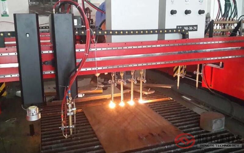 數(shù)控火焰切割機(jī) 圖一