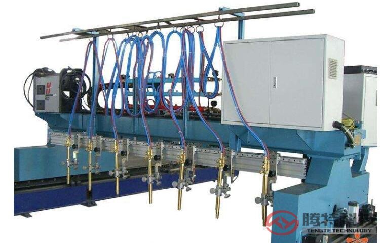 多頭直條數控切割機 圖二