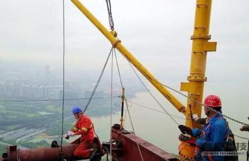 戶外切割作業圖